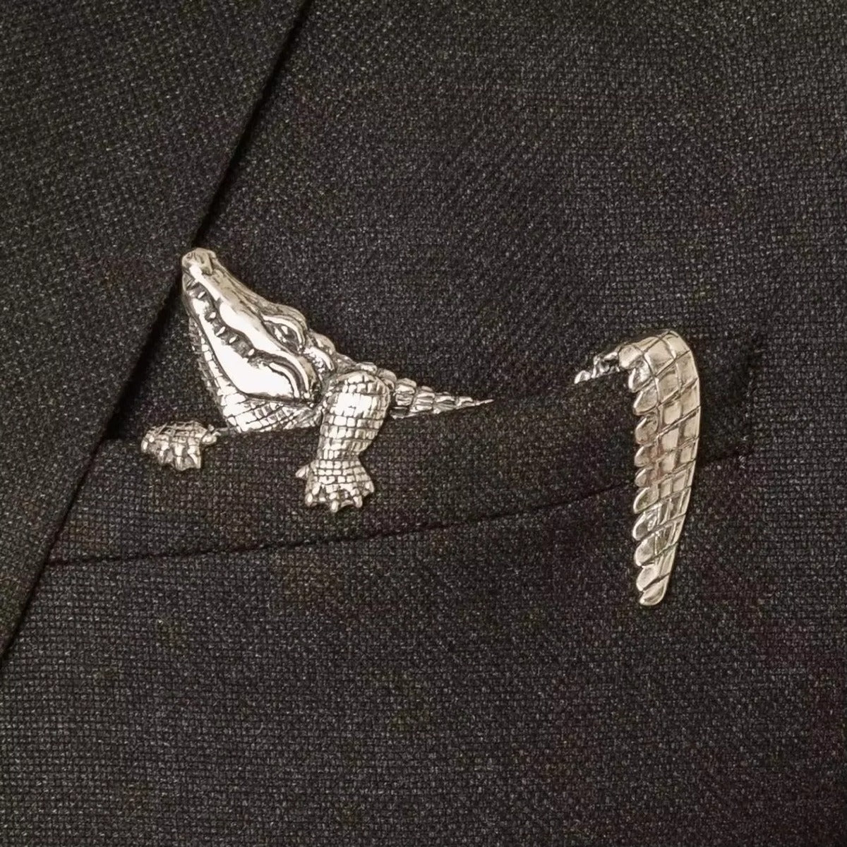 Alligator Metal Pocket Square — Silver