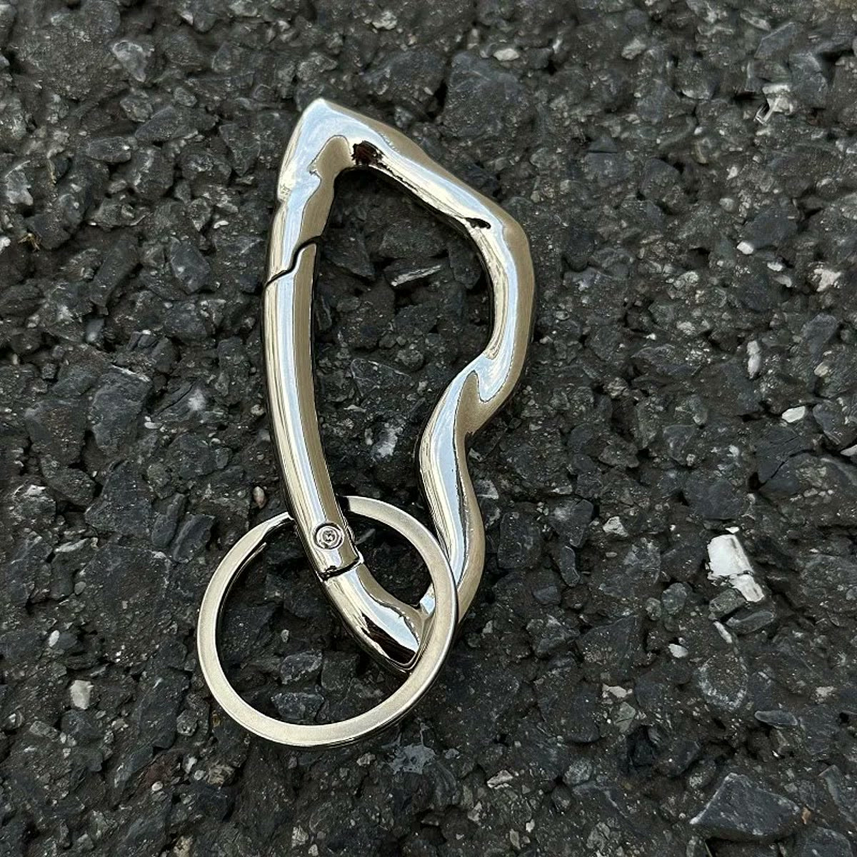 Y2K Carabiner Keychain — Star & Wave, 4 Finishes — 18-wave-silver-asphalt.jpg